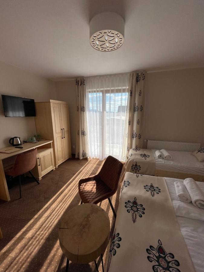 チョルシュティン Pieninska Ostoja Bed & Breakfast エクステリア 写真