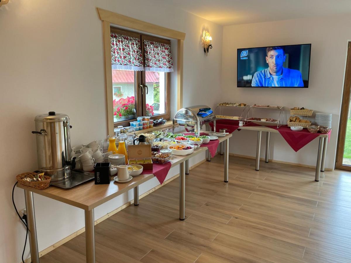 チョルシュティン Pieninska Ostoja Bed & Breakfast エクステリア 写真