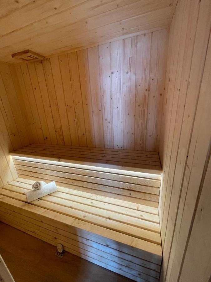 チョルシュティン Pieninska Ostoja Bed & Breakfast エクステリア 写真