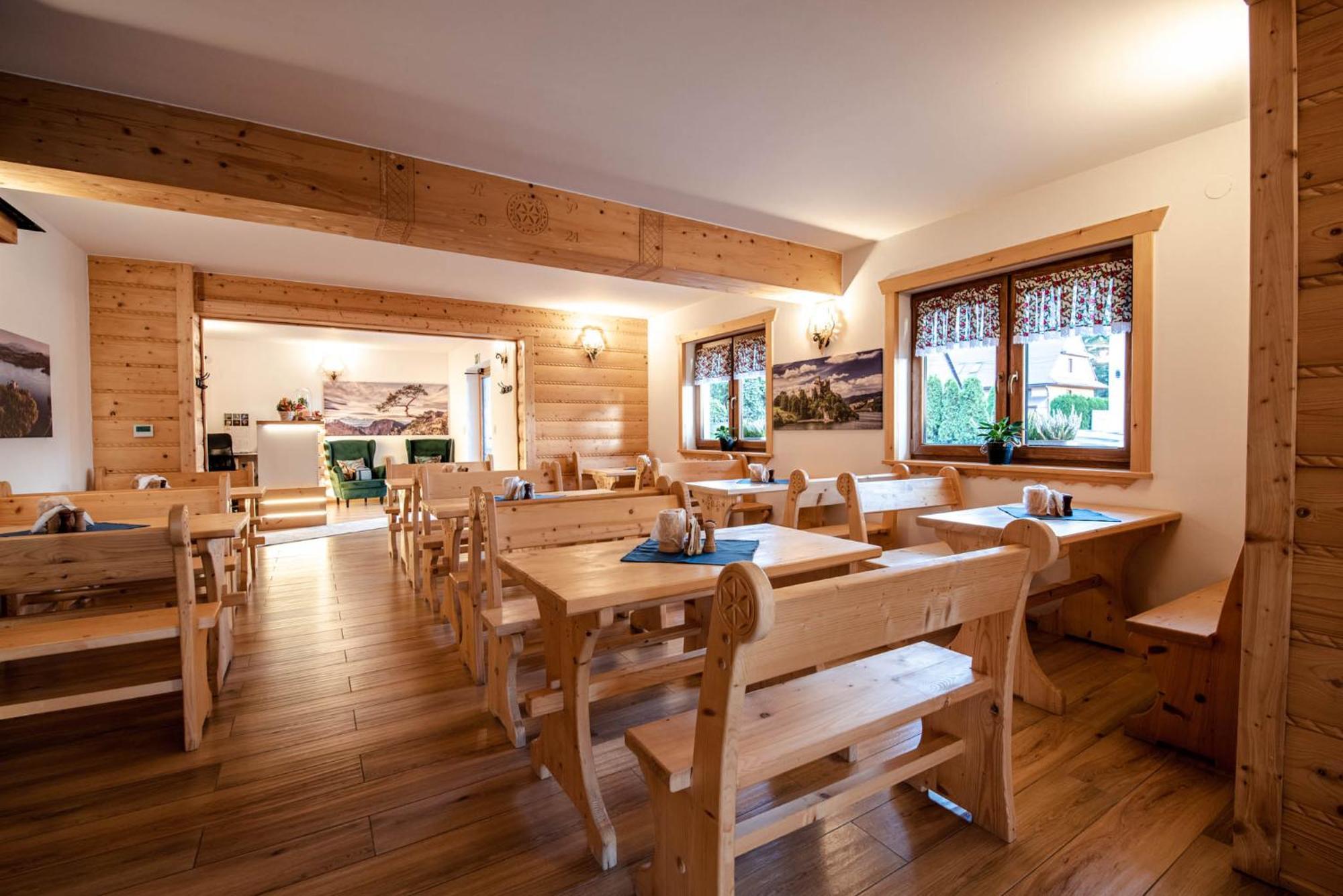 チョルシュティン Pieninska Ostoja Bed & Breakfast エクステリア 写真